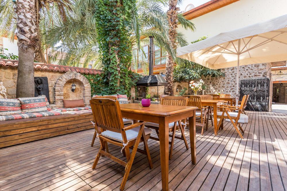 Mavi & Ani Pansiyon Antalya Exteriör bild