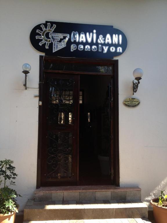 Mavi & Ani Pansiyon Antalya Exteriör bild